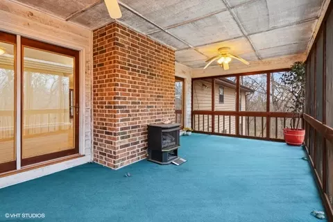 Exterior - 39 W165 Red Cloud Ln, Elgin, IL 60124 photo 3 of 3