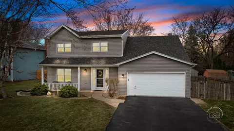 1309 Fieldstone Ct, Naperville, IL 60564
