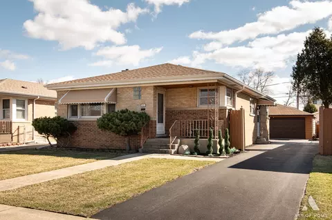 3521 Sarah St, Franklin Park, IL 60131