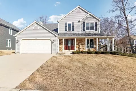 1760 W Cottonwood Trl, Hoffman Estates, IL 60192
