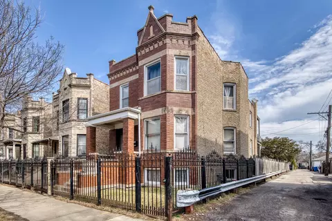 Undisclosed, Chicago, IL 60647