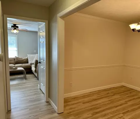 Entry Way - 1601 Belclare Rd, Normal, IL 61761 photo 2 of 3