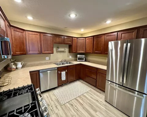 Kitchen - 1601 Belclare Rd, Normal, IL 61761 photo 1 of 3