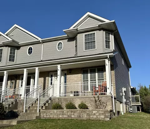 Exterior - 1601 Belclare Rd, Normal, IL 61761 photo 2 of 3