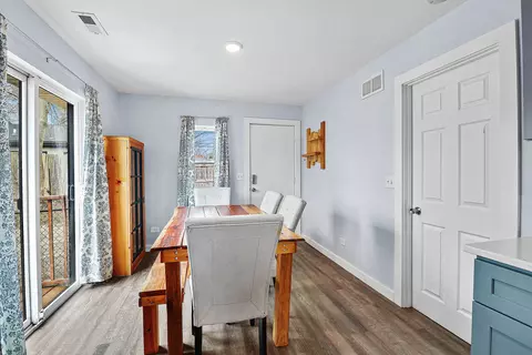 Dining - 502 Monroe Ave, Ingleside, IL 60041 photo 1 of 1