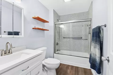Bath - 502 Monroe Ave, Ingleside, IL 60041 photo 1 of 1