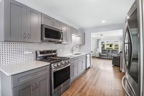 Kitchen - 502 Monroe Ave, Ingleside, IL 60041 photo 2 of 2
