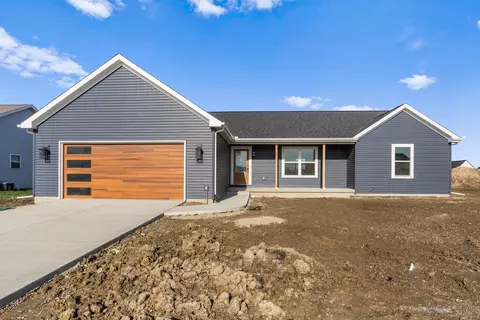 505 Jerin Dr, Fisher, IL 61843