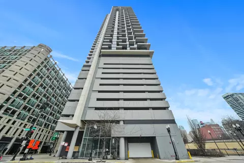 235 W Van Buren St #2719, Chicago, IL 60607