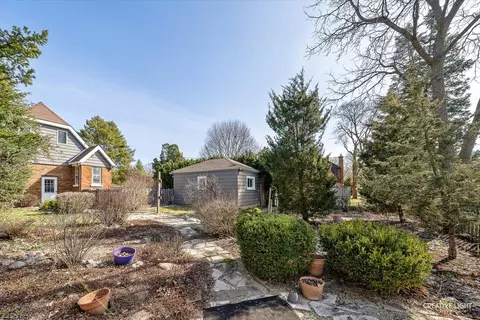 Exterior - 665 Addison St, Elgin, IL 60120 photo 5 of 5
