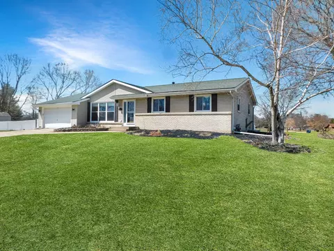 12856 Duncan Ln, Rockton, IL 61072