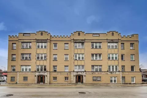 7214 Jackson Blvd #D1, Forest Park, IL 60130