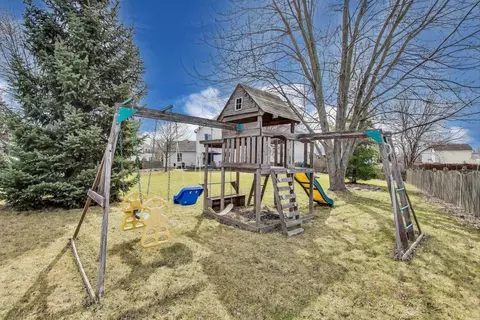 Exterior - 21522 W Georgetown Ct, Plainfield, IL 60544 photo 7 of 7