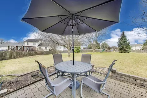 Exterior - 21522 W Georgetown Ct, Plainfield, IL 60544 photo 5 of 7