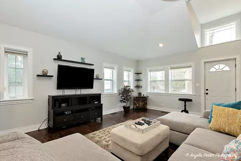 824 N River Rd, Mchenry, IL 60051 photo 6