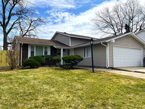 1009 Samson Dr, University Park, IL 60484
