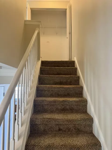 Entry Way - 960 Annandale Dr, Elgin, IL 60123 photo 3 of 3