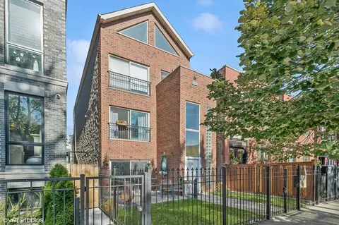2256 W Erie St #1, Chicago, IL 60612