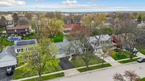 View/Area - 1982 Banks Dr, Elgin, IL 60123 photo 7 of 7