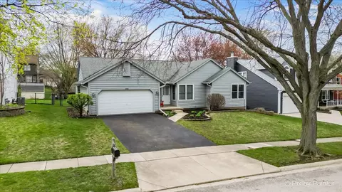 Other - 1982 Banks Dr, Elgin, IL 60123 photo 1 of 10