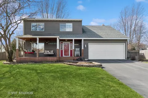 1325 Oconto Ct, Naperville, IL 60564