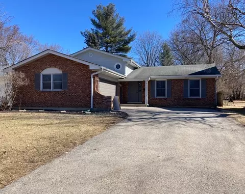 269 S Park Blvd, Glen Ellyn, IL 60137