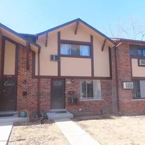 1 S262 Windsor Ln, Villa Park, IL 60181