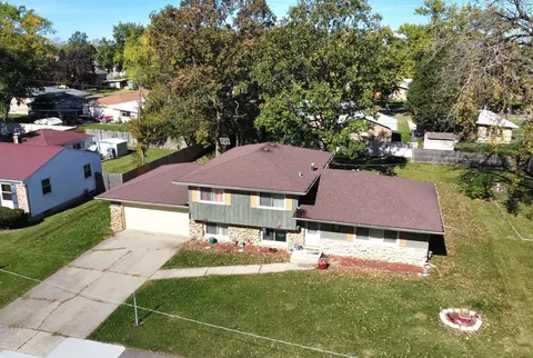 2213 Belmont Ave, Joliet, IL 60432