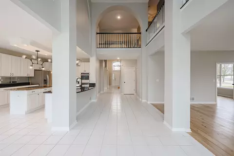 Entry Way - 1820 Cooper Ln, Algonquin, IL 60102 photo 4 of 6
