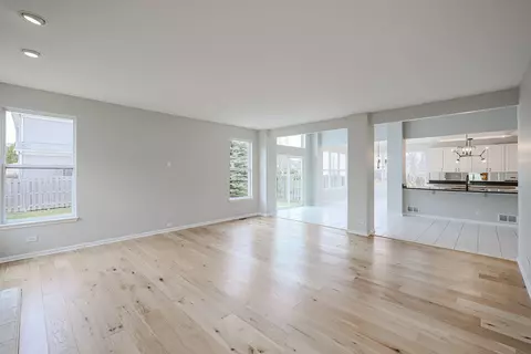 Living - 1820 Cooper Ln, Algonquin, IL 60102 photo 8 of 12