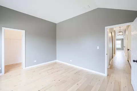 Bedroom - 1820 Cooper Ln, Algonquin, IL 60102 photo 4 of 5