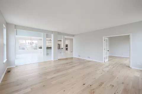 Living - 1820 Cooper Ln, Algonquin, IL 60102 photo 7 of 12