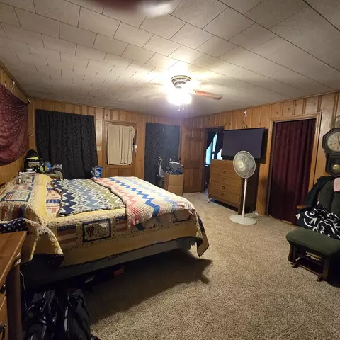 607 S Garfield St, Leaf River, IL 61047 photo 5
