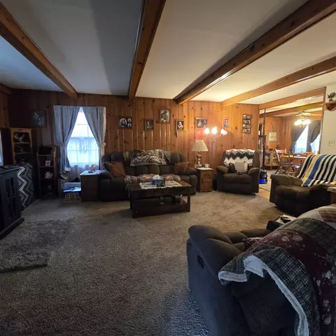607 S Garfield St, Leaf River, IL 61047 photo 12
