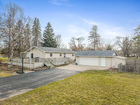231 E Russell St, Rockton, IL 61072
