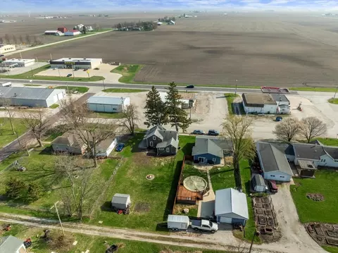 View/Area - 206 W 1st St, Gridley, IL 61744 photo 1 of 3