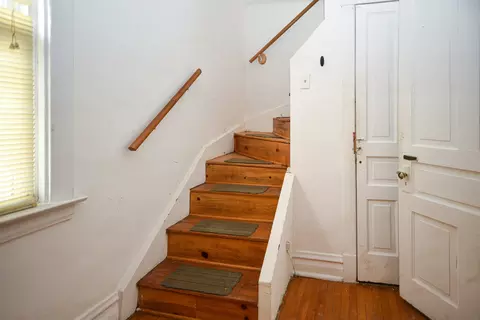 Entry Way - 7316 39th St, Lyons, IL 60534 photo 1 of 1