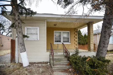 Exterior - 7316 39th St, Lyons, IL 60534 photo 1 of 6