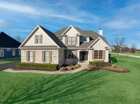 1456 Lance Ave, Elburn, IL 60119