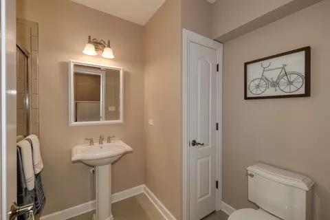 Bath - 1456 Lance Ave, Elburn, IL 60119 photo 4 of 4