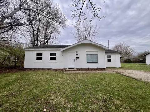 1609 Williamsburg Dr, Champaign, IL 61821