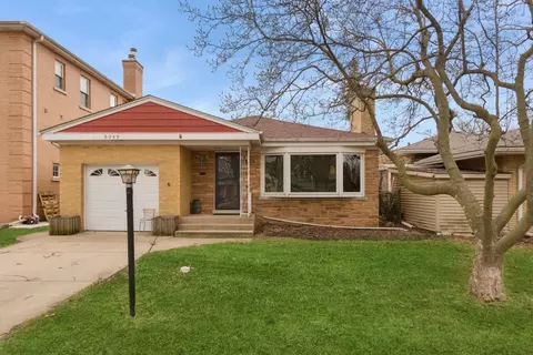 5049 Lunt Ave, Skokie, IL 60077