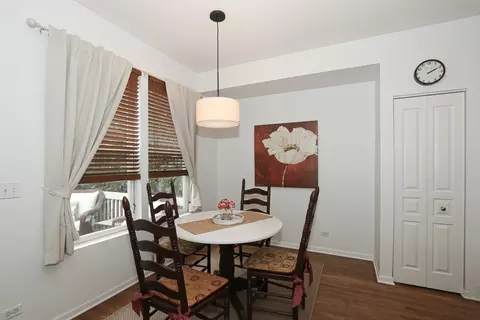 Dining - 9 Pine Grove Ct, Algonquin, IL 60102 photo 2 of 2