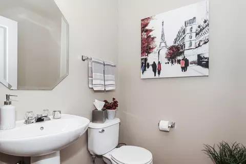 Bath - 9 Pine Grove Ct, Algonquin, IL 60102 photo 1 of 4