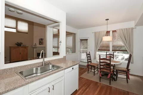 Kitchen - 9 Pine Grove Ct, Algonquin, IL 60102 photo 3 of 3