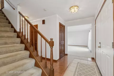 Entry Way - 226 Deer Ln, Sleepy Hollow, IL 60118 photo 1 of 2