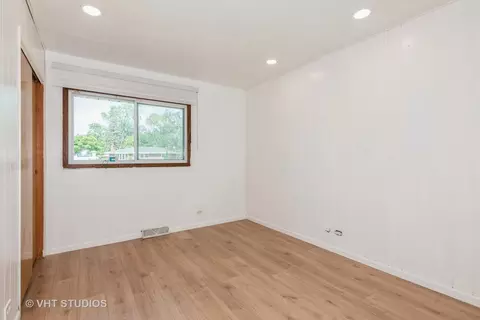 706 N Mavis Ln, Addison, IL 60101 photo 13