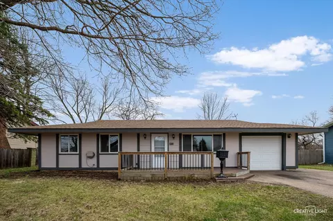 412 Sweetbriar St, Plano, IL 60545