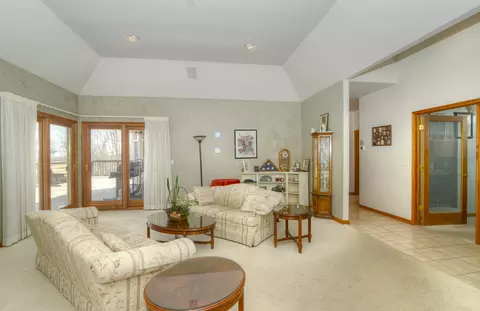 Living - 2710 Rolling Oak Rd, Spring Grove, IL 60081 photo 2 of 3