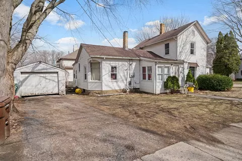 Exterior - 222 E 4th St, Belvidere, IL 61008 photo 3 of 3